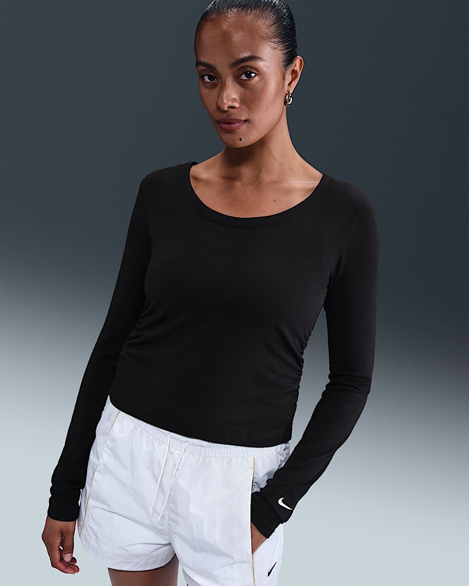 【NIKE】★CHILL KNIT LONG SLEEVE CREOPPED TSHIRT★【正規品】 Nike Sportswear Chill Knit Slim Long Sleeve Crop T-Shirt